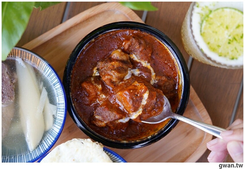 肉塊份量超大方，軟嫩好入口，這間地點超隱密，第一次來搞不好會迷路！