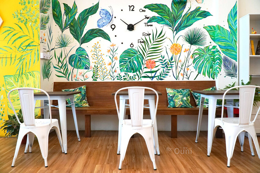 阿飛Brunch│台中早午餐推薦。繽紛觀葉植物躍然牆上，綠意相伴享受美食慢慢吃