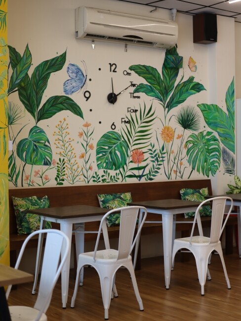 【台中食記】二訪森林系巷弄人氣早午餐『阿飛Brunch』鄰近火車站優良食材份量大,還是寵物友善喔!