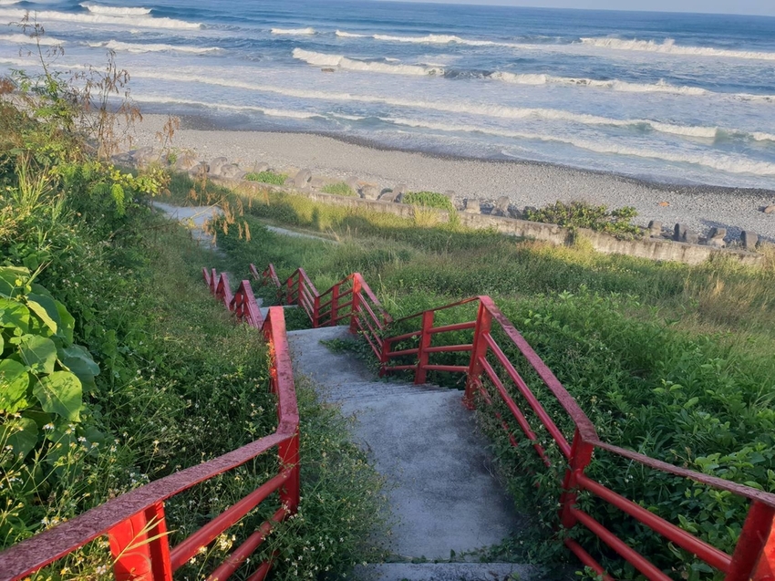 【台東.都蘭】都蘭觀海平台。眺望太平洋的廣闊。在寧靜中欣賞都蘭灣的美麗