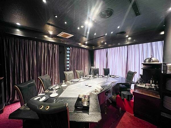 LINE_ALBUM_炙尊鐵板燒 二傻夫婦_230601_67.jpg