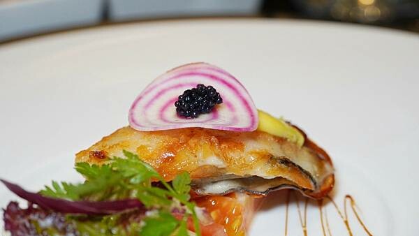 LINE_ALBUM_炙尊鐵板燒 二傻夫婦_230601_32.jpg