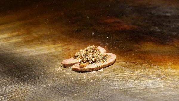 LINE_ALBUM_炙尊鐵板燒 二傻夫婦_230601_16.jpg