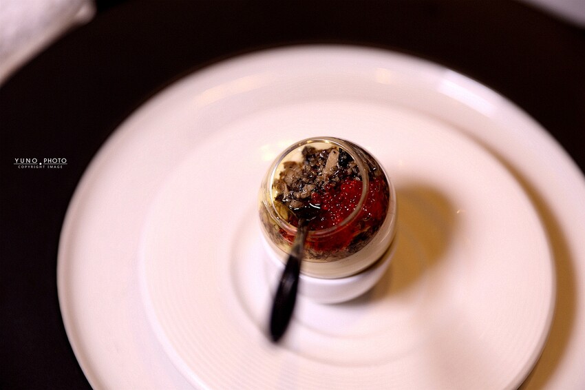 炙尊鐵板燒|老饕讚不絕口!滋滋作響的主廚五星級盛宴 頂級食材包廂式服務。菜單價位(台中南屯鐵板燒推薦)