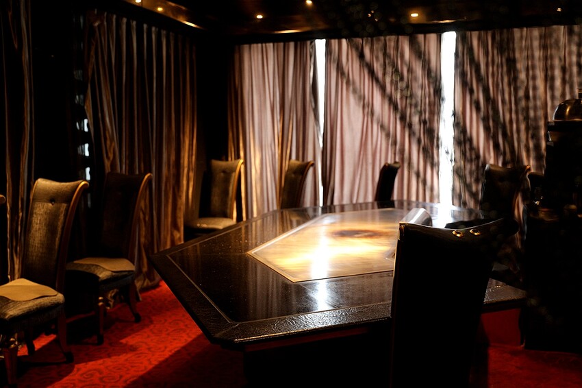 炙尊鐵板燒|老饕讚不絕口!滋滋作響的主廚五星級盛宴 頂級食材包廂式服務。菜單價位(台中南屯鐵板燒推薦)