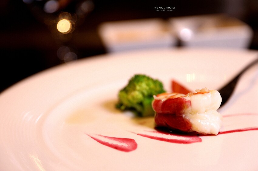 炙尊鐵板燒|老饕讚不絕口!滋滋作響的主廚五星級盛宴 頂級食材包廂式服務。菜單價位(台中南屯鐵板燒推薦)