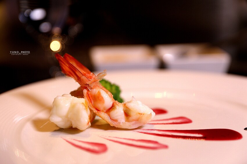 炙尊鐵板燒|老饕讚不絕口!滋滋作響的主廚五星級盛宴 頂級食材包廂式服務。菜單價位(台中南屯鐵板燒推薦)