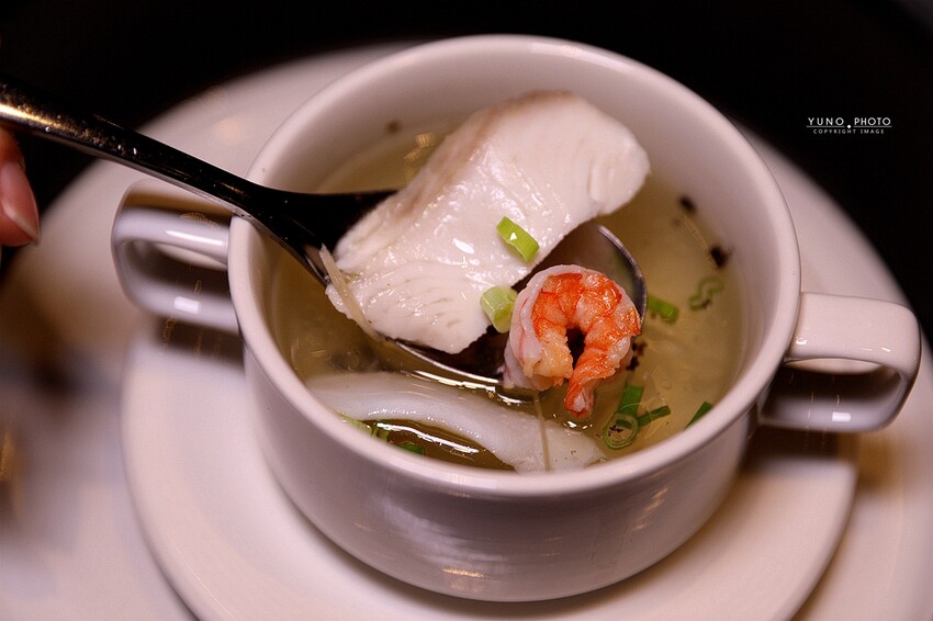 炙尊鐵板燒|老饕讚不絕口!滋滋作響的主廚五星級盛宴 頂級食材包廂式服務。菜單價位(台中南屯鐵板燒推薦)