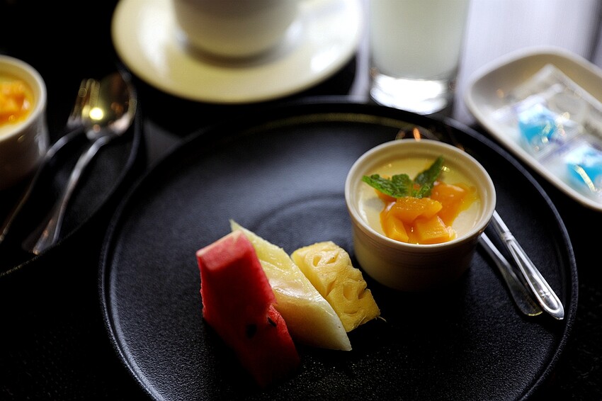 炙尊鐵板燒|老饕讚不絕口!滋滋作響的主廚五星級盛宴 頂級食材包廂式服務。菜單價位(台中南屯鐵板燒推薦)