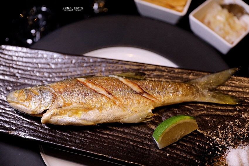 炙尊鐵板燒|老饕讚不絕口!滋滋作響的主廚五星級盛宴 頂級食材包廂式服務。菜單價位(台中南屯鐵板燒推薦)