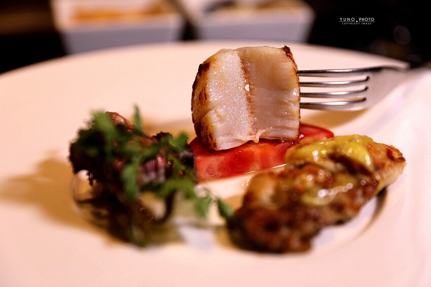 炙尊鐵板燒|老饕讚不絕口!滋滋作響的主廚五星級盛宴 頂級食材包廂式服務。菜單價位(台中南屯鐵板燒推薦)