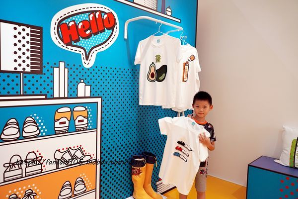 桃園龍潭【雄獅文具 想像力製造所】 #DIY手作 #創玩空間 #無拘束創意空間 #繽紛漸層色彩牆 #色彩漸層筆 #室內景點 #IG打卡景點  (14).JPG