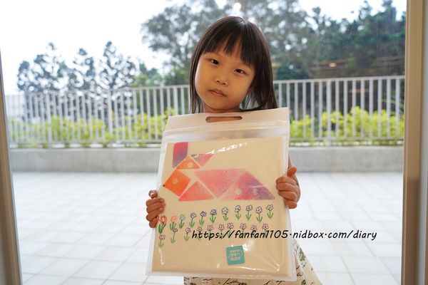 桃園龍潭【雄獅文具 想像力製造所】 #DIY手作 #創玩空間 #無拘束創意空間 #繽紛漸層色彩牆 #色彩漸層筆 #室內景點 #IG打卡景點  (29).JPG