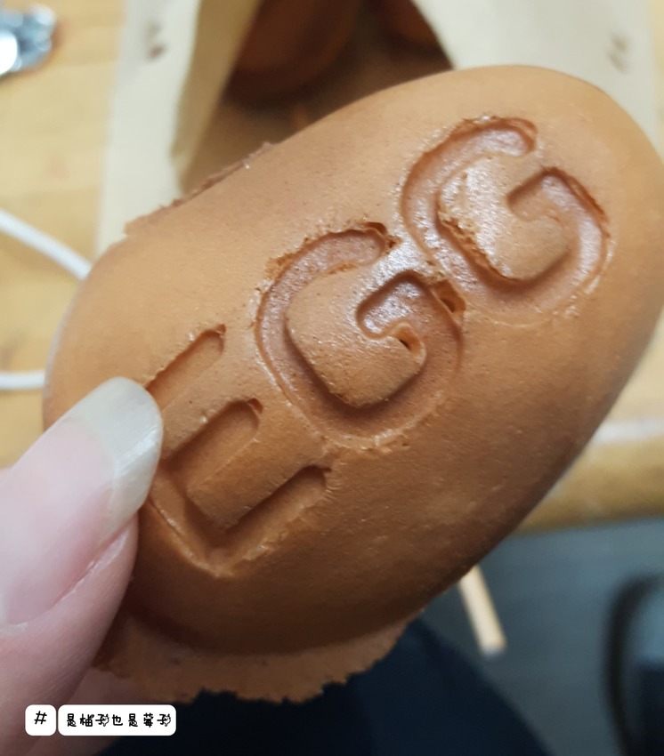 銅板美食!大人小孩都愛純手工雞蛋糕來了哦!餵我吃,純鮮奶!堅持不加一滴水!好吃又紮實的口感~連狗狗都可以吃哦!