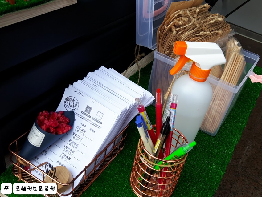 銅板美食!大人小孩都愛純手工雞蛋糕來了哦!餵我吃,純鮮奶!堅持不加一滴水!好吃又紮實的口感~連狗狗都可以吃哦!