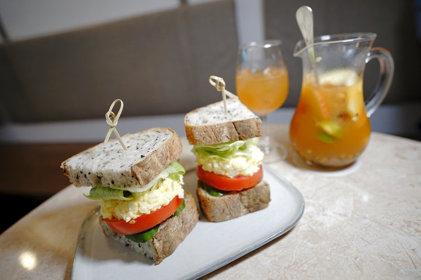 美食|新北中和 惟惟咖啡室 水果茶、鬆餅 永安市場站咖啡廳推薦! - 奇奇一起玩樂趣