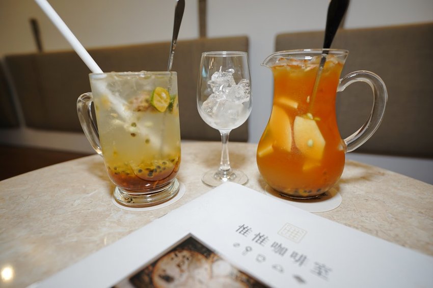 美食|新北中和 惟惟咖啡室 水果茶、鬆餅 永安市場站咖啡廳推薦! - 奇奇一起玩樂趣