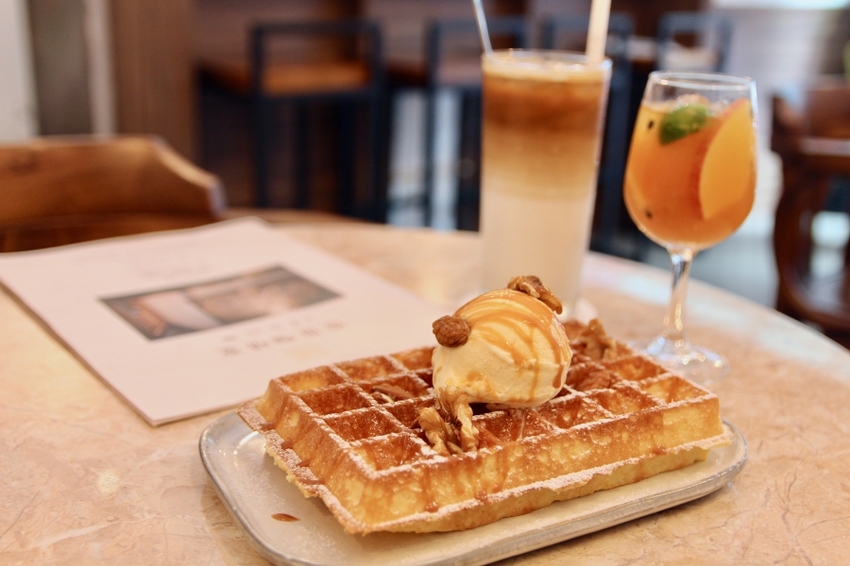 永安市場站咖啡廳推薦 惟惟咖啡室 獨家配方鬆餅、水果茶 下午茶超滿足