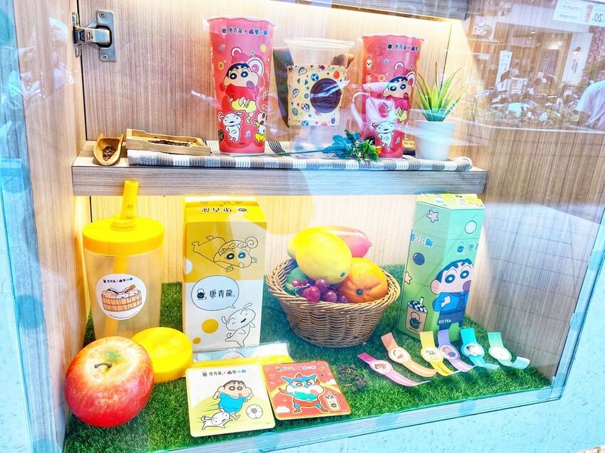 [台中西屯] 康青龍Ｘ蠟筆小新限時聯名｜7種必收聯名商品｜新品胭脂芭樂雪妮｜2021蠟筆小新劇場版9/24上映｜內附菜單