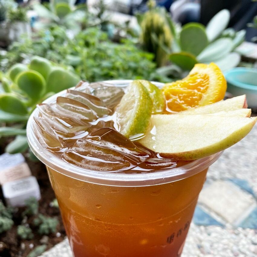 [台中西屯] 康青龍Ｘ蠟筆小新限時聯名｜7種必收聯名商品｜新品胭脂芭樂雪妮｜2021蠟筆小新劇場版9/24上映｜內附菜單