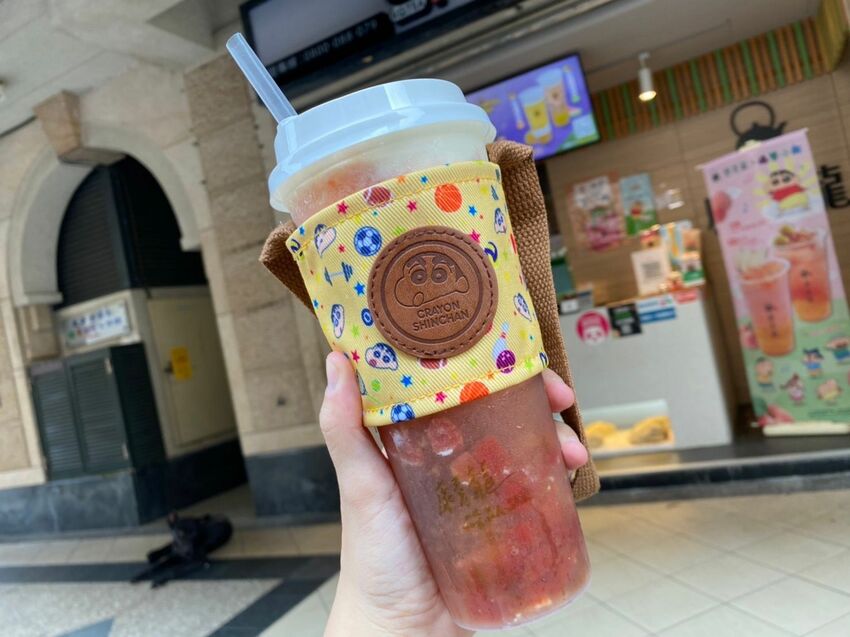 [台中西屯] 康青龍Ｘ蠟筆小新限時聯名｜7種必收聯名商品｜新品胭脂芭樂雪妮｜2021蠟筆小新劇場版9/24上映｜內附菜單