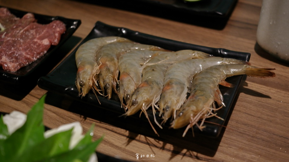 巫泰式燒烤-道地泰式銅盤烤肉-正宗泰國嘟嘟車 台中南區美食 台中南區餐廳 台中泰式料理 賽的日札_-37.png