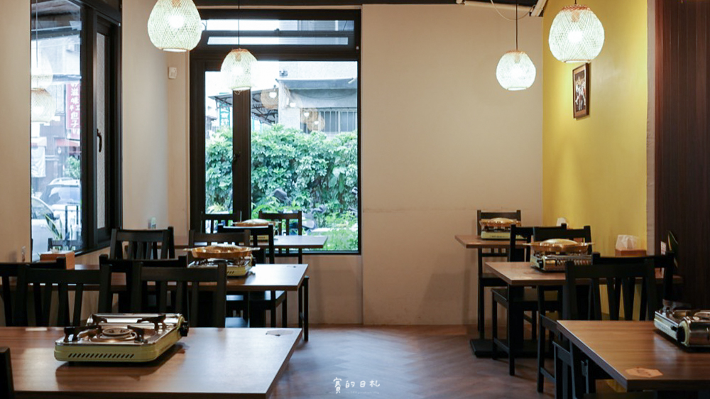 巫泰式燒烤-道地泰式銅盤烤肉-正宗泰國嘟嘟車 台中南區美食 台中南區餐廳 台中泰式料理 賽的日札_-5.png