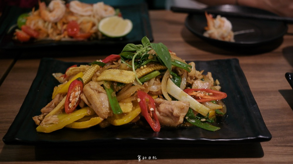 巫泰式燒烤-道地泰式銅盤烤肉-正宗泰國嘟嘟車 台中南區美食 台中南區餐廳 台中泰式料理 賽的日札_-44.png