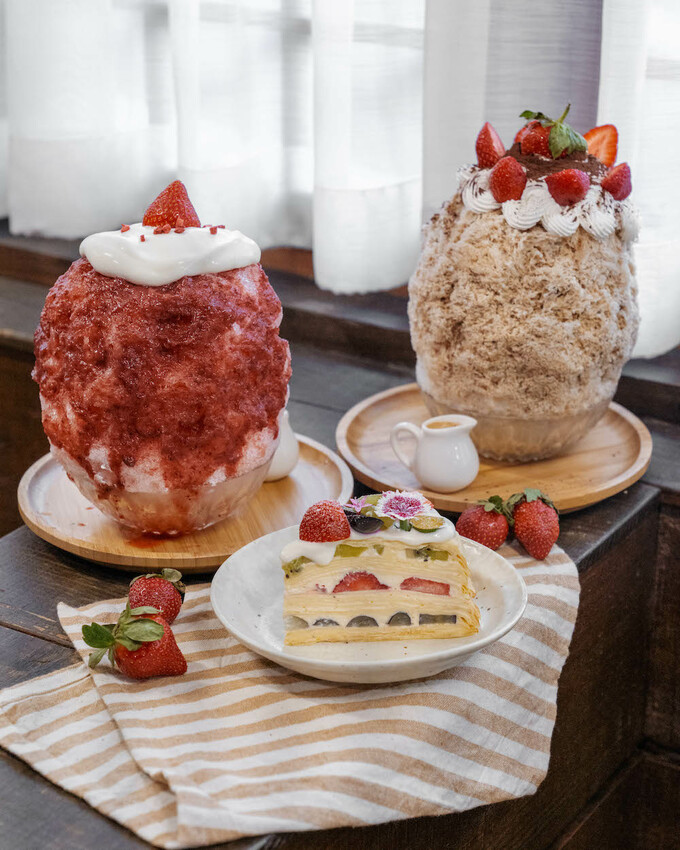 高雄 先生手作千層｜草莓季回歸！超人氣「抹茶草莓千層」，濃郁茶味尬酸甜草莓療癒欠吃～ · 算命的說我很愛吃