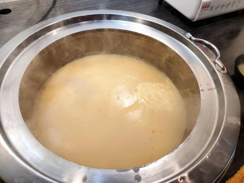 牛鬍子厚切牛排 玉米濃湯