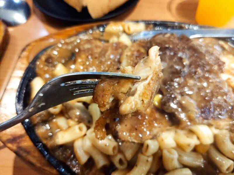 牛鬍子厚切牛排 雞腿排