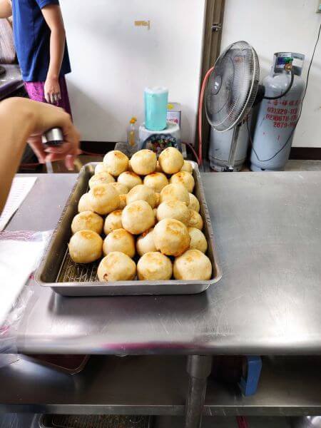 林阿嬤香酥水煎包 出爐囉