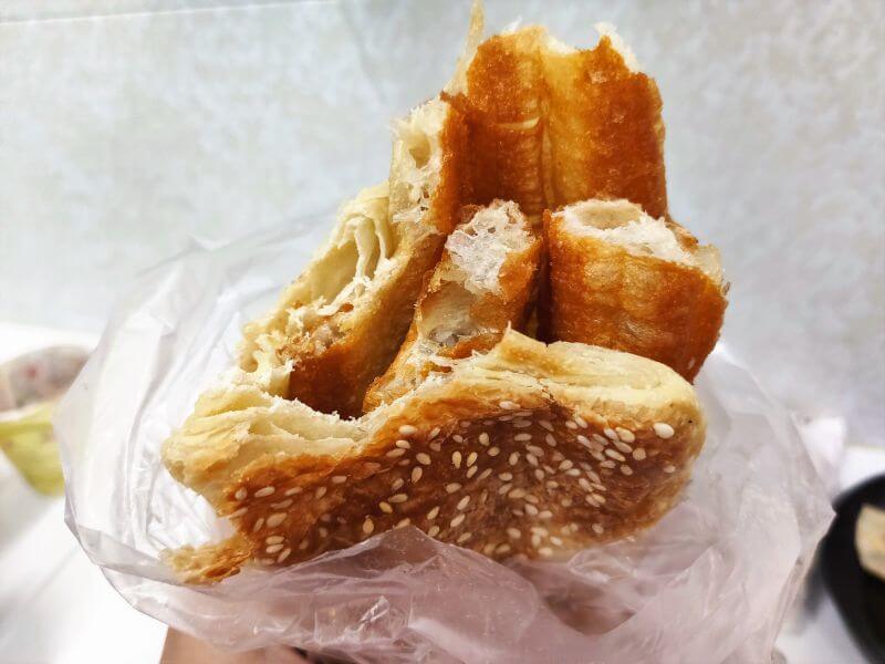 六一一豆漿店 燒餅油條