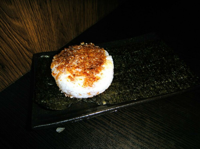 【美食】「鏊屋 三重店」串燒、壽司、酒類549元無限暢飲，三