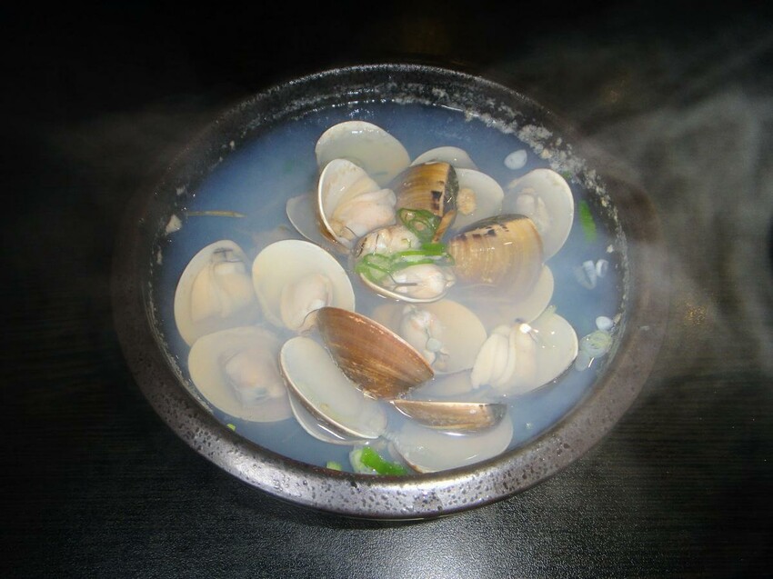 【美食】「鏊屋 三重店」串燒、壽司、酒類549元無限暢飲，三