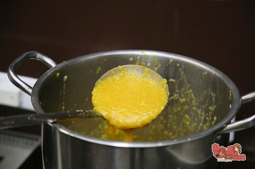 【台南飲料】珍珠控站出來!全台南口味最多的珍珠飲料在這~為了一杯好飲料,創造專利的製水製冰系統:葒莊珍珠輕飲 - 熱血玩台南。跳躍新世界