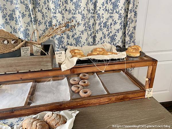 於是麵包_store_in2 於是麵包_store_in2