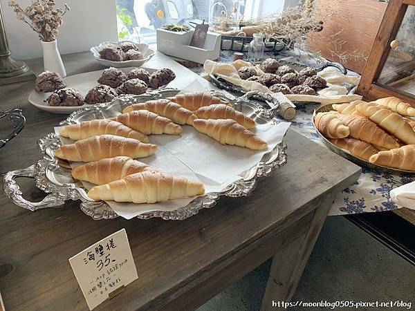 於是麵包_store_in5 於是麵包_store_in5