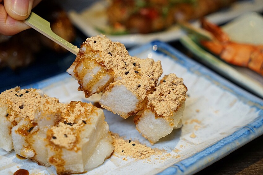 台中高人氣日式居酒屋｜將軍府勤美店，大啖比手掌大的大生蠔、串燒、特色清酒，菜單完全無雷絕對讓人再回訪