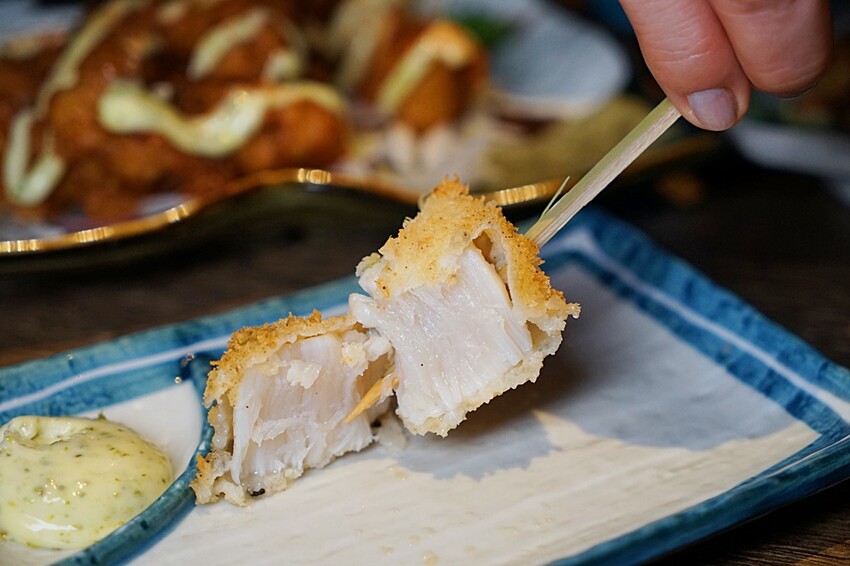 台中高人氣日式居酒屋｜將軍府勤美店，大啖比手掌大的大生蠔、串燒、特色清酒，菜單完全無雷絕對讓人再回訪