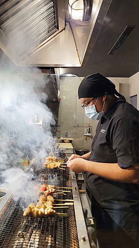 台中高人氣日式居酒屋｜將軍府勤美店，大啖比手掌大的大生蠔、串燒、特色清酒，菜單完全無雷絕對讓人再回訪