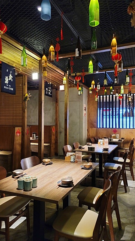 台中高人氣日式居酒屋｜將軍府勤美店，大啖比手掌大的大生蠔、串燒、特色清酒，菜單完全無雷絕對讓人再回訪