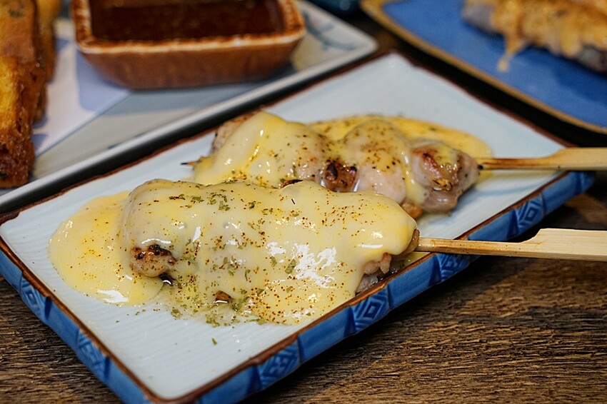 台中高人氣日式居酒屋｜將軍府勤美店，大啖比手掌大的大生蠔、串燒、特色清酒，菜單完全無雷絕對讓人再回訪