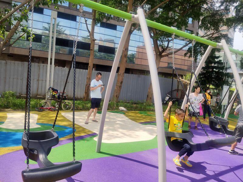 台茂公園 親子鞦韆