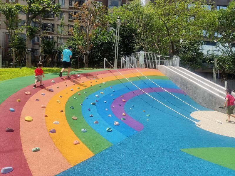 台茂公園 彩虹攀岩區