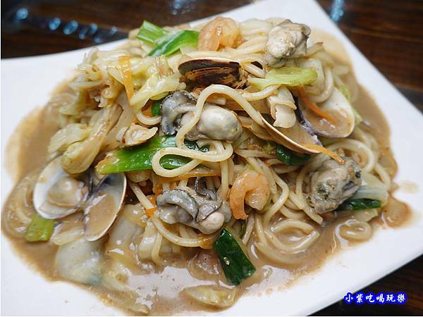 海鮮炒麵-百匯窯烤雞海鮮快炒餐廳  (1).jpg