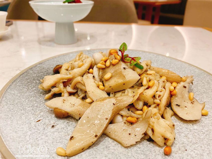 【餐廳推薦】2020台北美食「THE上海」,正宗上海中菜變身新潮吃法 (10).JPG