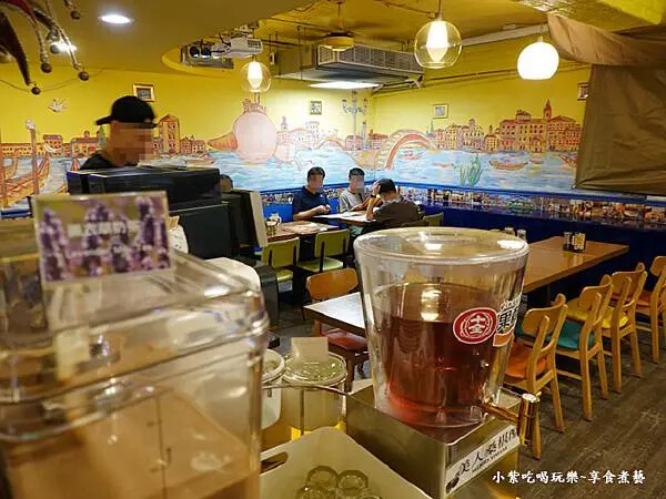 威尼斯義大利餐廳用餐環境 (3).jpg