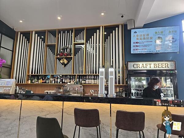 桃園平鎮  隱藏在教堂裡的美食秘境！龍岡「癮食聖堂」帶你品味