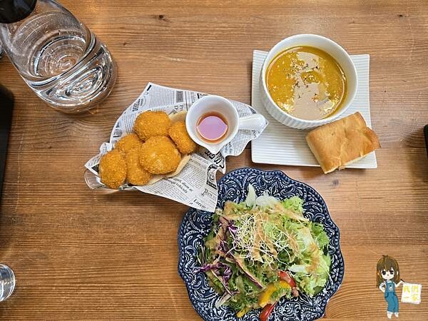 桃園平鎮  隱藏在教堂裡的美食秘境！龍岡「癮食聖堂」帶你品味